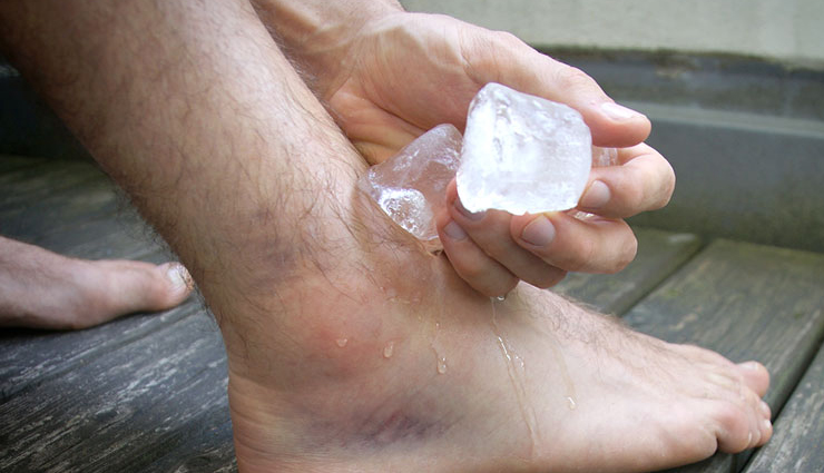 bee stings,heal bee stings,natural remedies to heal bee stings,bee,Health,Health tips