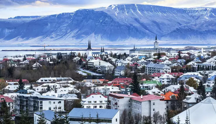 digital detox destinations,places for digital detox,bhutan travel,fiji travel,mumbo island,monte isola,northwest territories,iceland,mental health travel,unplug and relax