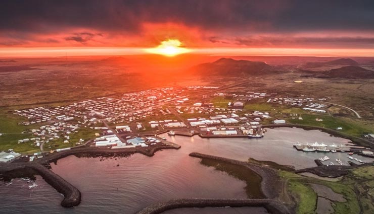 tourist places,foreign tourist places,places where sun always shines