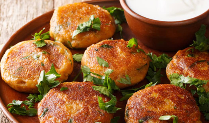 Recipe- Mouthwatering Crispy Idli Tikki