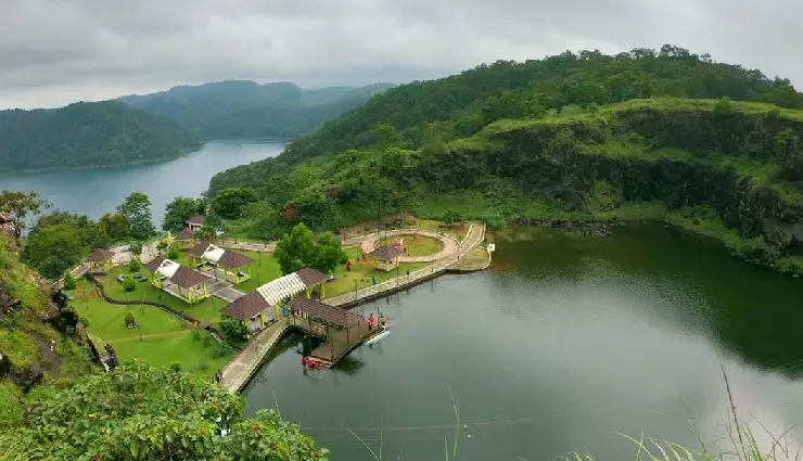 hill stations in south india,best hill stations in south india,top hill stations to visit in 2025,summer vacation in south india,munnar hill station guide,ooty travel attractions,coorg tourism places,lambasingi hill station,vythiri travel guide,vagamon hill station tourism