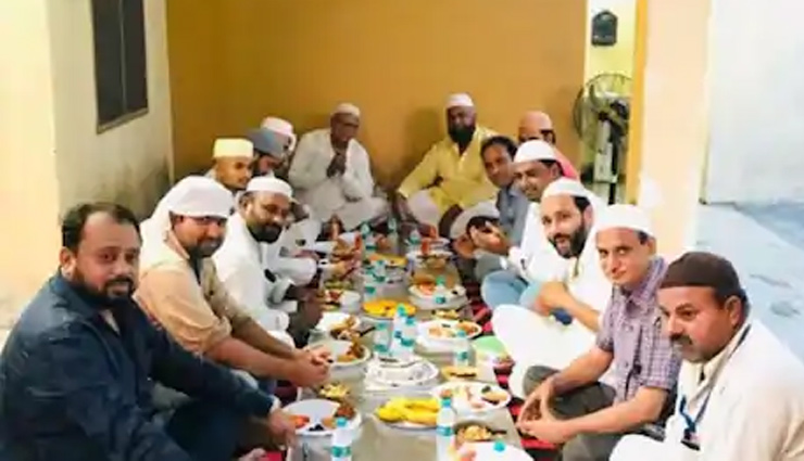 सहारनपुर में कांग्रेस नेता ने फार्म हाउस पर रखी इफ्तार पार्टी, उड़ाई लॉकडाउन की धज्जियां 