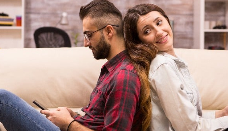 psychological effects of being ignored,emotional consequences of neglect,coping with emotional neglect,one-sided relationships,being ignored in a relationship,relationship neglect,psychological impact of being overlooked,emotional unavailability,signs of being ignored,tips for healing from neglect