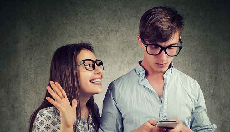 ignoring,ignore tips,someone ignores you then follow these tips,relationship tips,mates and me