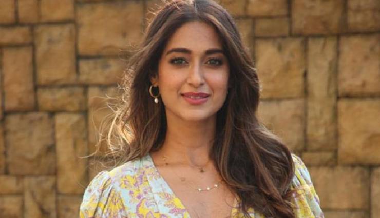 shruti hassan,actress shruti hassan,shantanu hazarika,shruti shantanu,kamal hassan,sarika,ileana d cruz,actress ileana d cruz,michael dolan