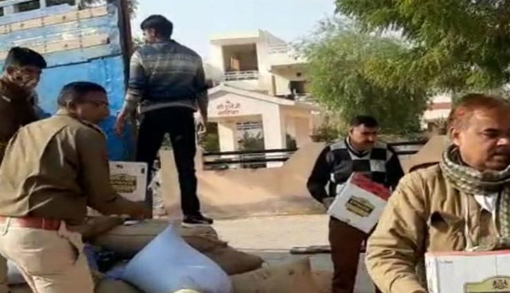 बीकानेर : पुलिस ने जब्त की 30 लाख रुपए की अवैध शराब, छुपी थी गेहूं के बोरों में 