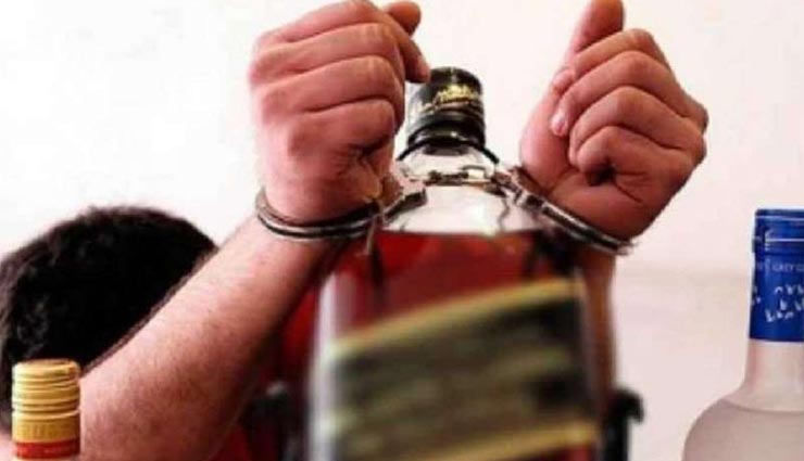 उदयपुर : 43 थाना पुलिस ने शराब माफियाओं पर की कार्रवाई, 60 अभियुक्ताें काे किया गिरफ्तार 