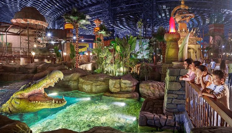 places to visit in dubai,best tourist attractions in dubai,burj khalifa visit,dubai aquarium & underwater zoo,dubai mall shopping,dubai desert safari,dubai frame tickets,ski dubai activities,dubai gold souks shopping,dubai fountain show,img worlds of adventure,xline dubai zipline