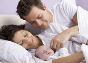 5 Tips To Make Time For Love After Baby