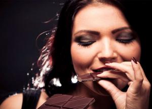 3 Benefits Of Dark Chocolate for Hair