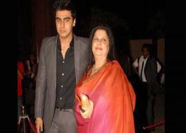 Arjun Kapoor Gets Emotional for Late Mother Mona Shourie Kapoor