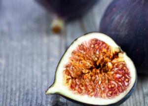 5 Beauty Benefits of Anjeer or Dry Figs