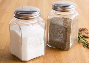 Salt and Black Pepper Together are Very Healthy For your Body
