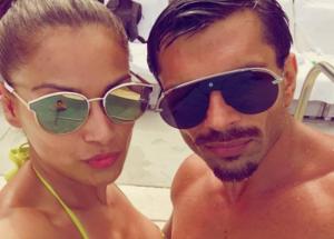 PICS : After IIFA This HOT Couple is Relaxing at Miami