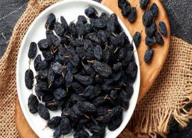 5 Beauty Benefits of Black Raisins