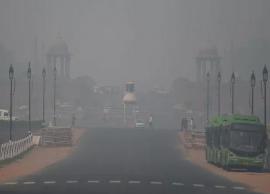 Delhi Pollution- Toxic smog engulfs Delhi, AQI plunges to 'severe plus'