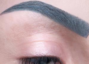5 Remedies To Get Rid of Grey Hair From Eyebrows
