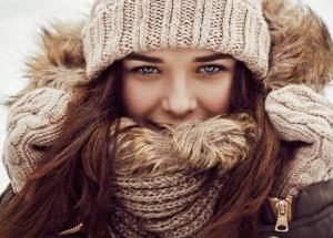 4 Easy Ways To Get Rid Of Hair Problems in Winters