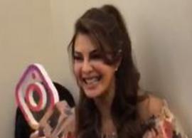 Jacqueline Fernandez gets felicitated for the fastest growing Instagram account