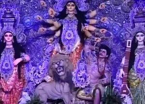 Navratri Special -With Notebandi Theme, This Maa Durga Pandal is Becoming Popular
