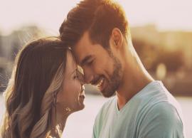 7 Magical Eye Contact Flirting Moves To Get Someone Interested in You