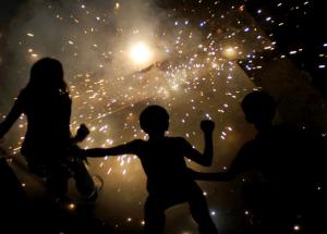 5 Ways To Make Others Diwali a Special One