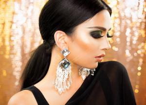 Get Perfect Make-up Look For Diwali With These Tips