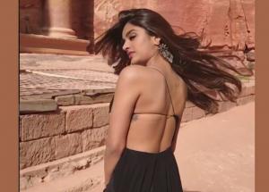 Munna Michael's Heroine Hot Pics Will Give You Weekend Chills