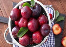 4 Reasons Why Plums are Good for Your Skin