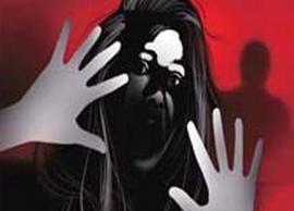 19-year-old woman approaches police with foetus in bag, alleges rape