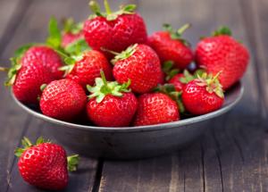 5 Ways Strawberries are Healthy for You