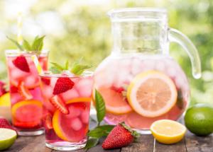 Recipe - Treat Your kids This Weekend With Strawberry Lemonade