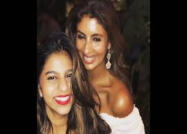 PICS- Suhana Khan and Shweta Bachchan Nanda sizzle and revel in their S factor in this unseen picture