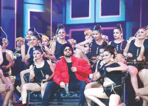 VIDEO- Big B Launched Party Anthem of 2018, Featuring Diljit and Sonakshi
