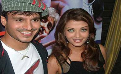 What Happened When Aishwarya and Vivek Oberoi Clicked Together at 'Shalom Bollywood'