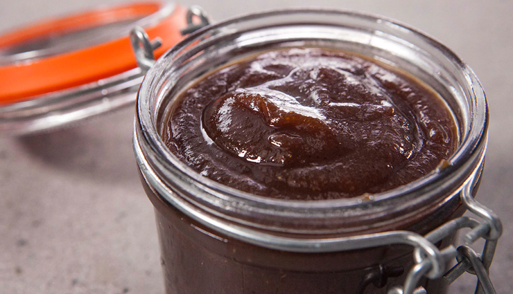 Recipe- Sour and Sweet Khajur Imli ki Chutney