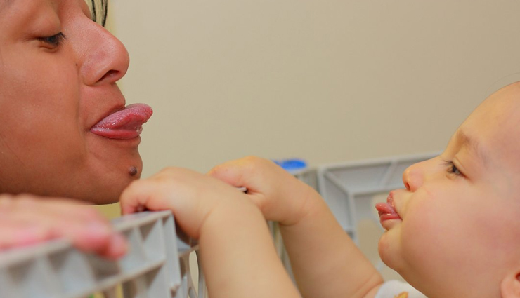 babies,why babies stick their tongues out,reason why  babies stick their tongues out,babies,babies health,babies health care tips,Health,Health tips