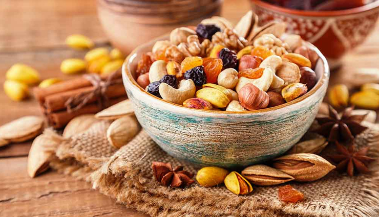 immunity-boosting herbs and spices,water,fresh vegetables,plenty of fluids,dry fruits and nuts,immunity during monsoon,immunity boosting food,healthy food,Health tips,fitness tips