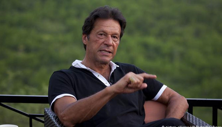 पाकिस्तान : मुश्किल में इमरान खान, प्रधानमंत्री बनने से पहले भ्रष्टाचार रोधी ब्यूरो ने समन भेजा