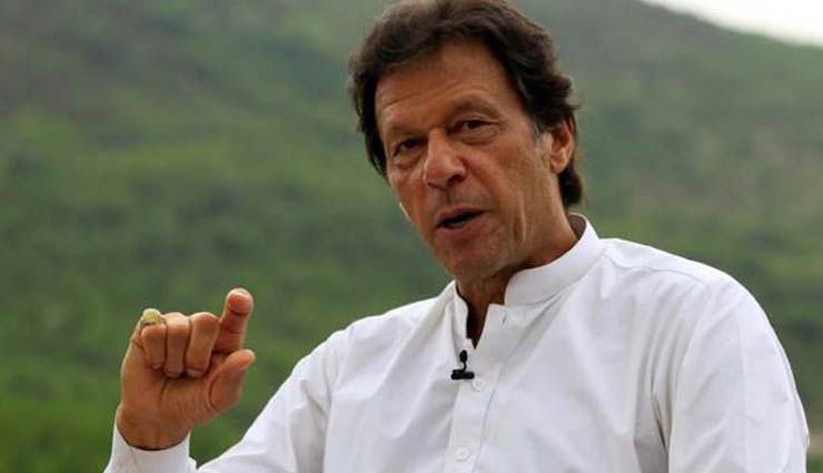 खर्चों को कम करने के लिए इमरान खान का नया कदम, नीलाम करेंगे PMO के लग्जरी वाहन