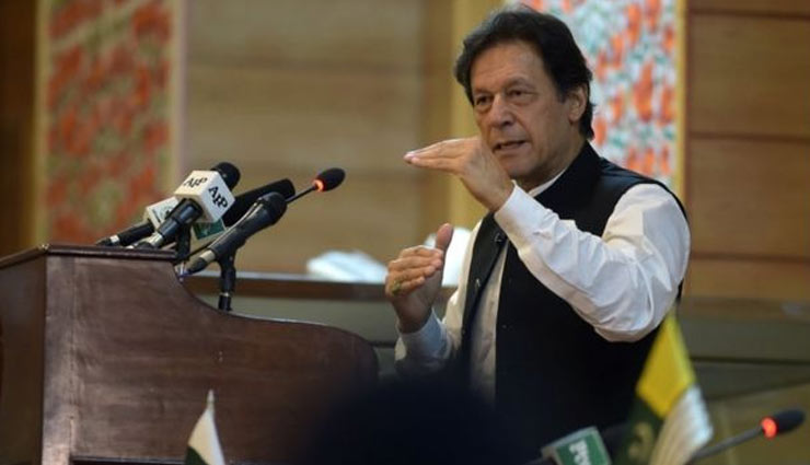 Article 370 : इमरान खान की गीदड़ भभकी, अगर कश्मीर पर भारत के कदम को नहीं रोका तो दुनिया को भुगतने होंगे गंभीर परिणाम