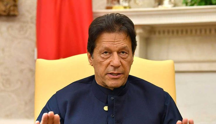 ठंडे पड़े पाकिस्तान के तेवर, इमरान खान ने कहा - भारत के खिलाफ पहले नहीं करेंगे परमाणु हमला 
