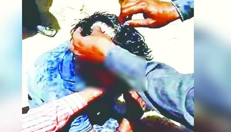 पंजाब : इंसानियत हुई शर्मसार, युवक को पीटने और पेशाब पिलाने का मामला आया सामने, किया मुंडन
