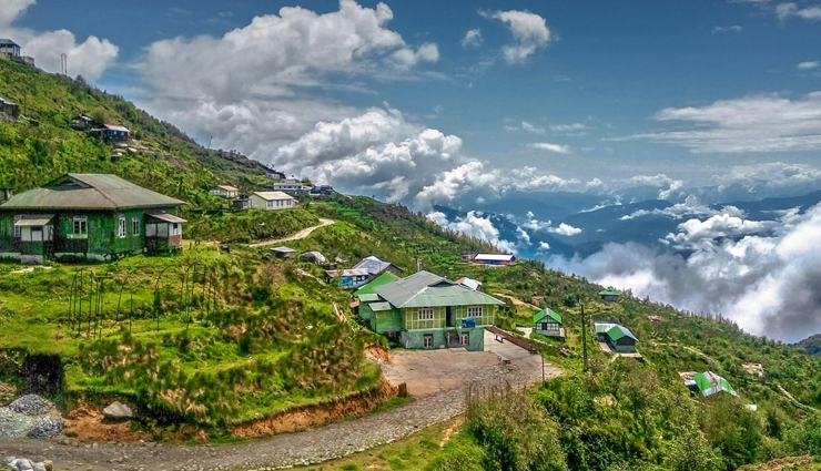 unimaginable beauty of india,beautiful places in india,places to visit in india,india,loktak lake,manipur,valley of flowers,uttarakhand,lonar lake,maharashtra,gurudongmar lake,sikkim,yumthang valley,sikkim