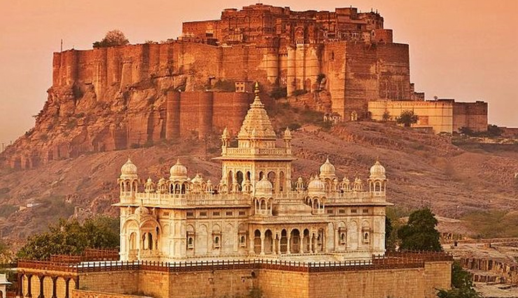 most visited tourist destinations in india,places to visit in india,goa,delhi-agra,kullu-manali,leh-ladakh,gulmarg-pahalgam,udaipur-jodhpur