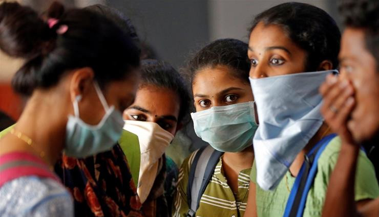 भारत में कोरोना वायरस का खौफ, कई राज्यों में स्कूल-कॉलेज, मॉल, जिम और पूल बंद