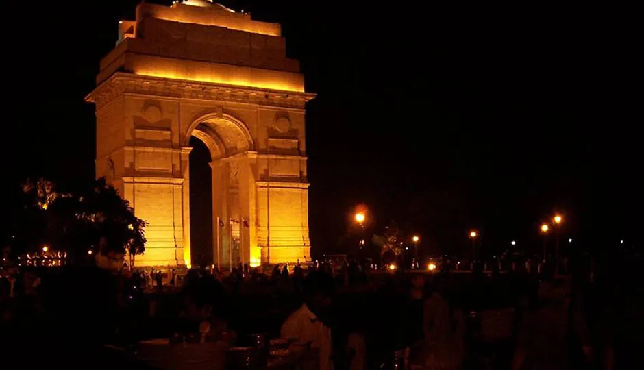 आज रात एक घंटे के लिए अंधेरे में रहेगा इंडिया गेट, जानिए इसके पीछे की खास वजह