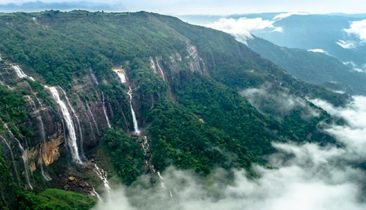 10 Beautiful Monsoon Destinations To Visit in India