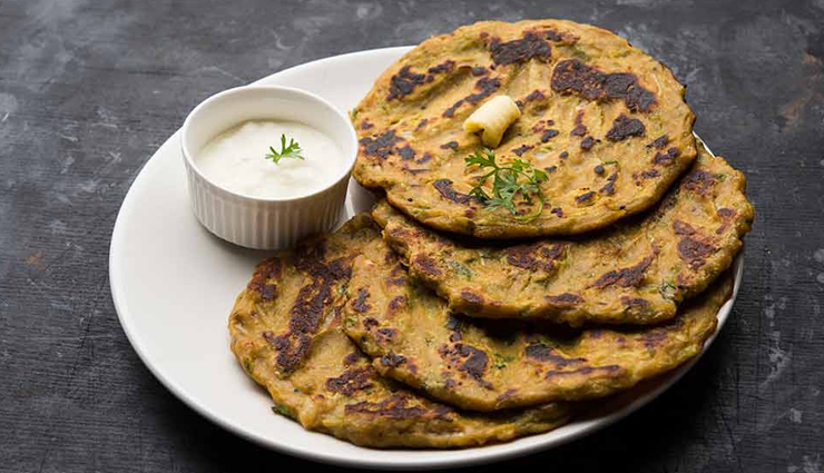 india,cultural diversity,foodies,gluttons,cuisines,regional uniqueness,popular indian dishes,himachal pradesh,madra,pahari cuisine,kerala chicken stew,irachi ishtu,punjab,makki roti,sarson saag,daab chingri,west bengal,nagaland,pork with dried bamboo strips,thalipeeth,maharashtra,litti chokha,bihar,masor tenga,assam