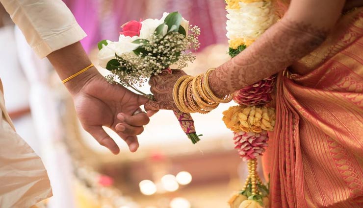 इस तरह हो शादी के हर फंक्शन के लिए ड्रेसअप, पाएँगे अट्रैक्टिव लुक